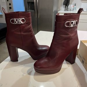 Merlot Michael Kors Boots only wore once